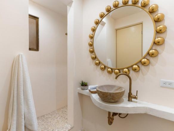 Designer Home for Sale in Tamarindo – Walk to the Beach | Casa Hannah Bonita