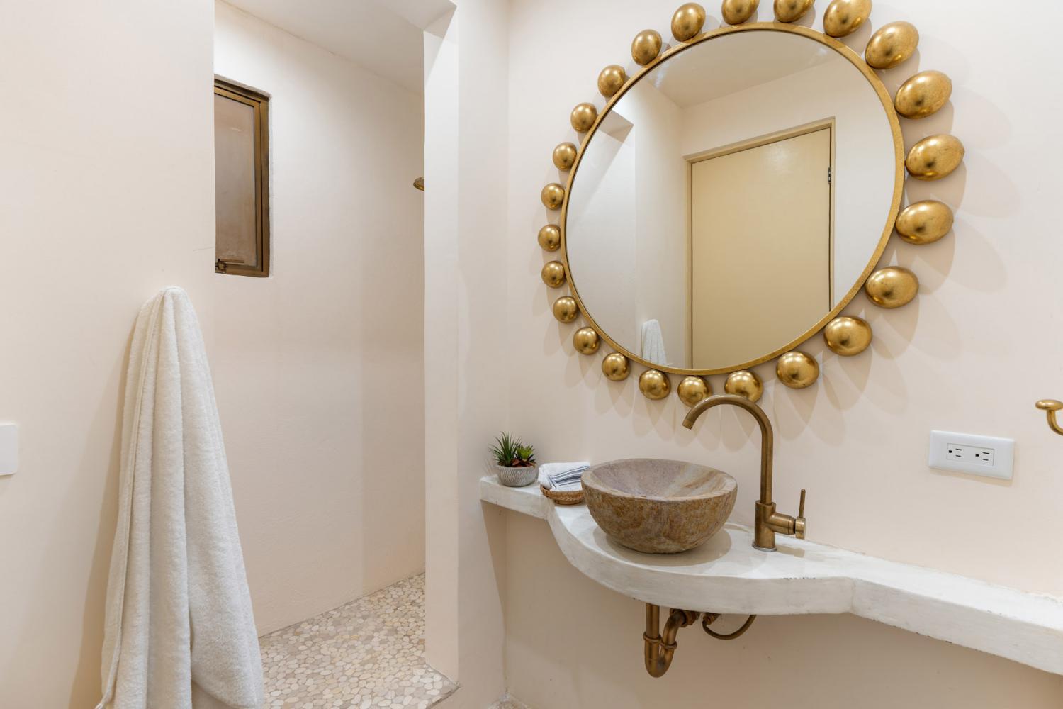 Modern Tamarindo luxury home (24) Designer Home for Sale in Tamarindo – Walk to the Beach | Casa Hannah Bonita