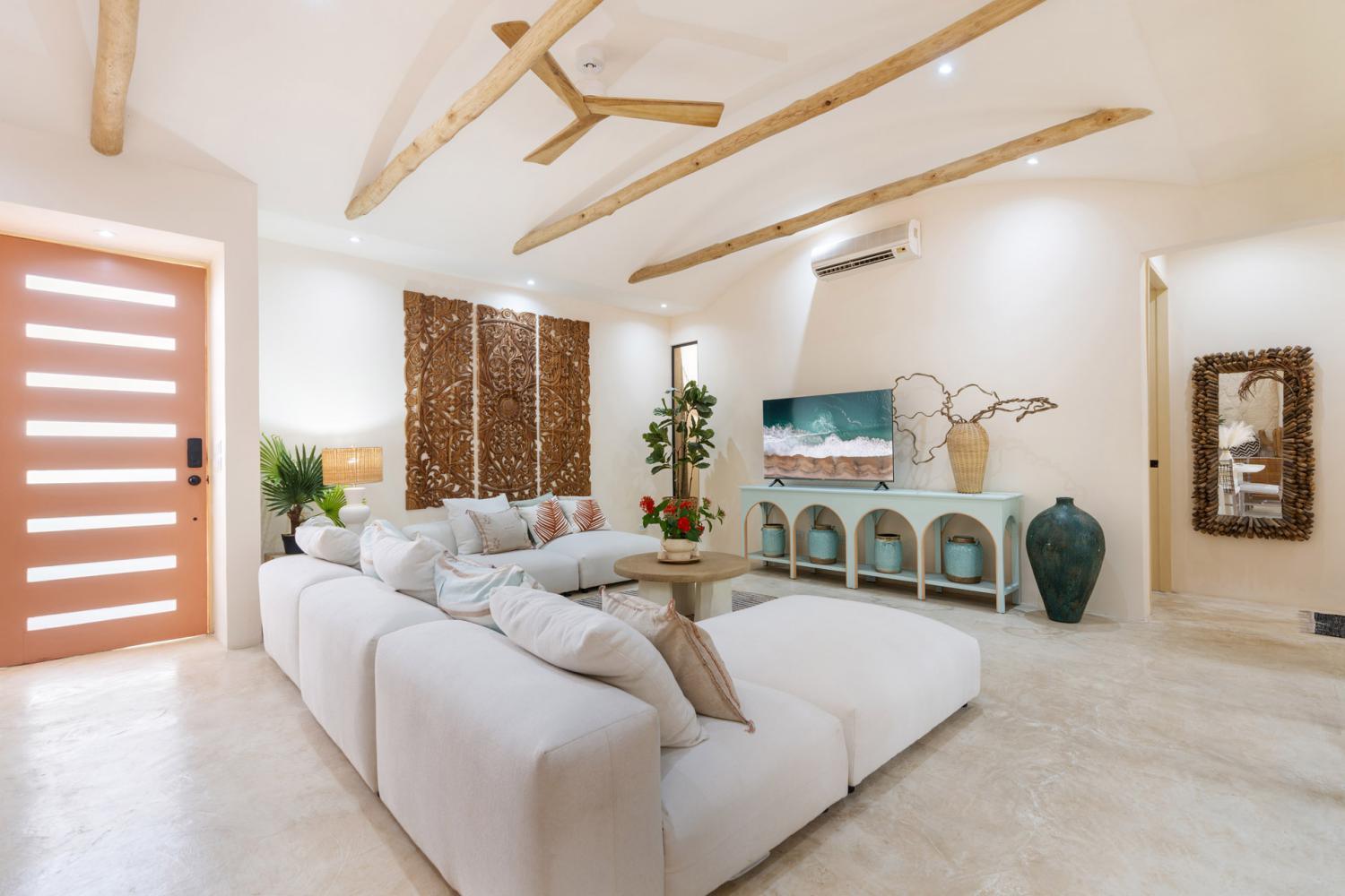 Tamarindo Boho Beach Home for sale Designer Home for Sale in Tamarindo – Walk to the Beach | Casa Hannah Bonita