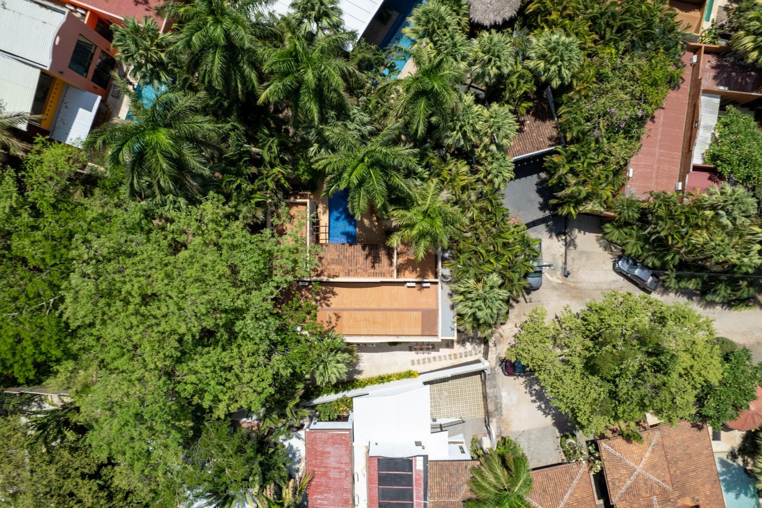 Walk to Tamarindo Beach Home ( (1) Designer Home for Sale in Tamarindo – Walk to the Beach | Casa Hannah Bonita