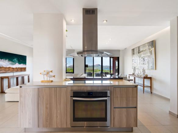 Bougainvillea 4315 Penthouse: Ocean-View Luxury in Reserva Conchal