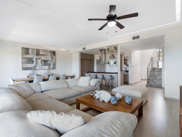 Bougainvillea 4315 Penthouse: Ocean-View Luxury in Reserva Conchal