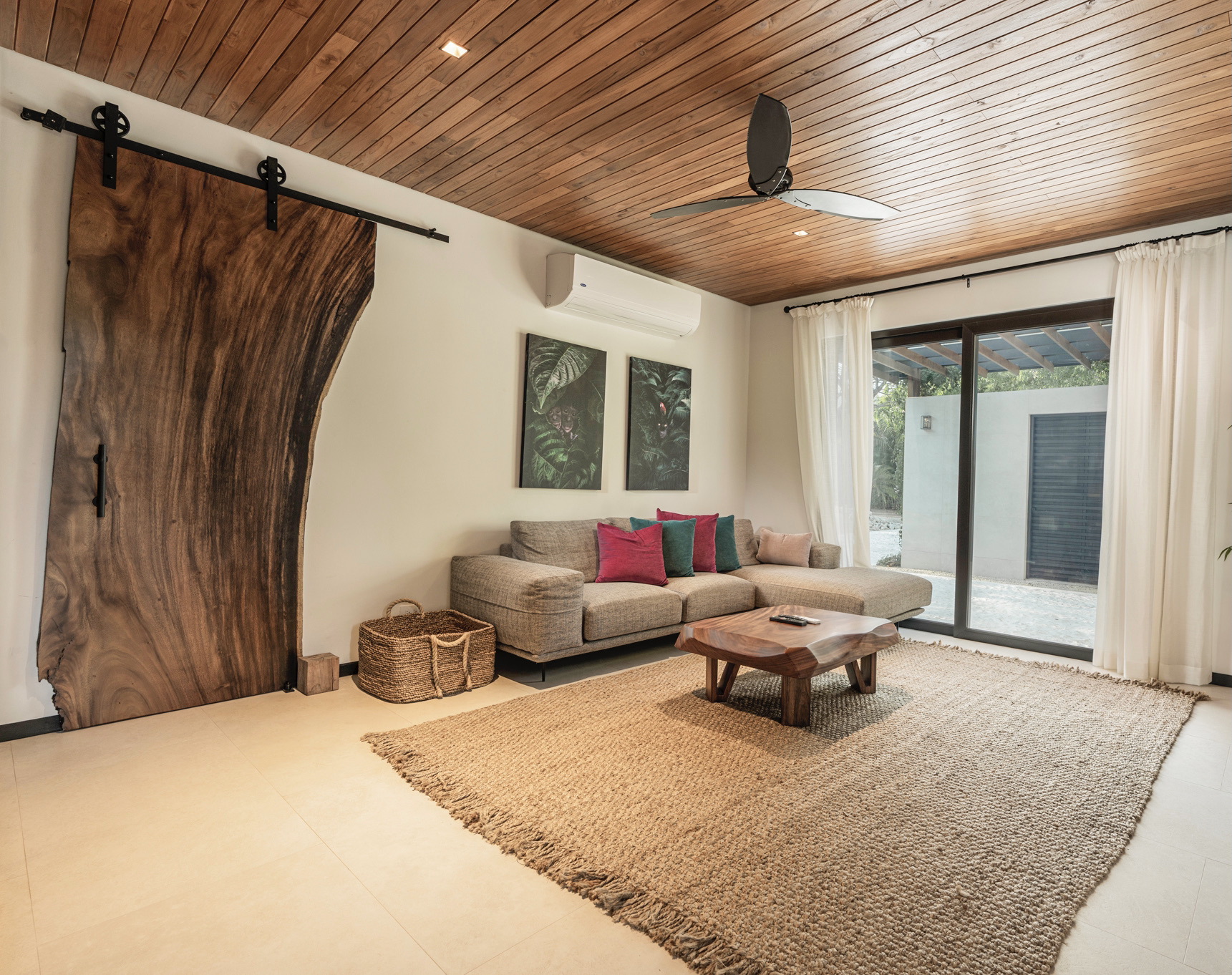 SOLANA-LG4664 Luxury Villa in Hacienda Pinilla | Villa Solana