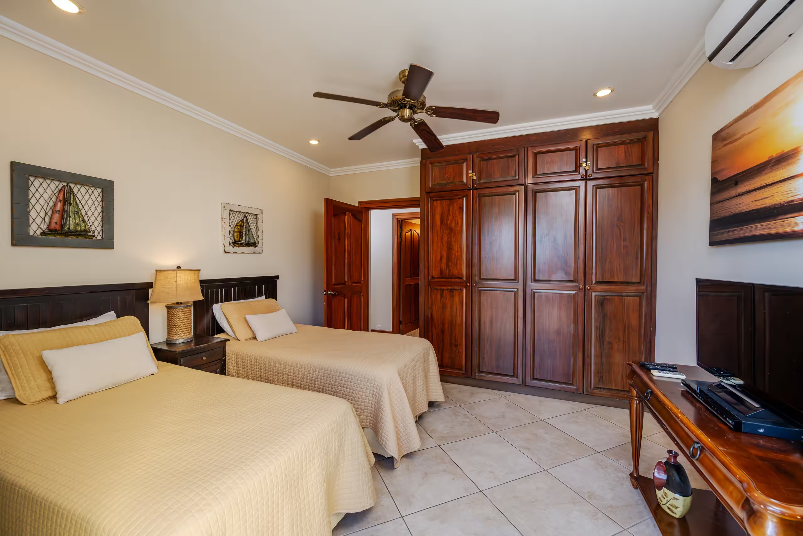 Oceanica 825 Playa Flamingo – Turnkey Ocean-View Condo