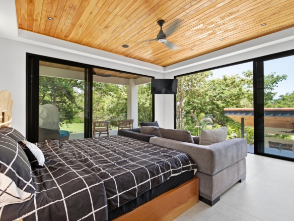 Casa La Ola Perfecta | Hacienda Pinilla Luxury Home