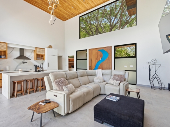 Casa La Ola Perfecta | Hacienda Pinilla Luxury Home