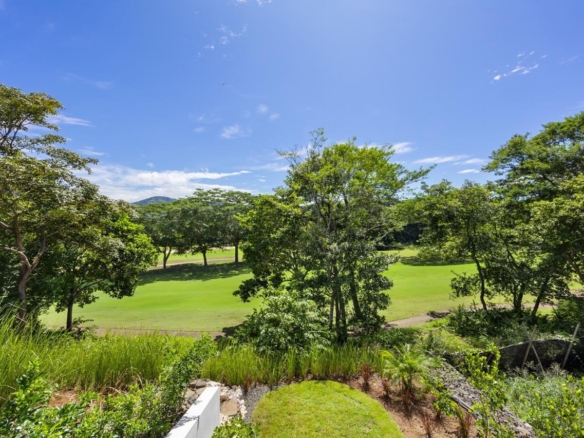 Casa Agua Salada luxury golf course home in Reserva Conchal