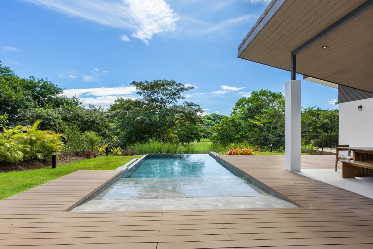 Agua Salada 9 Casa Agua Salada luxury golf course home in Reserva Conchal