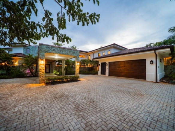 Casa Chano luxury home in Hacienda Pinilla with ocean and golf course views