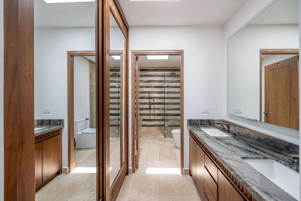 Custom Kohler bathroom with quartzite shower La Vista B6 jpg La Vista B6: A Fully Customized Ocean-View Condo in Tamarindo