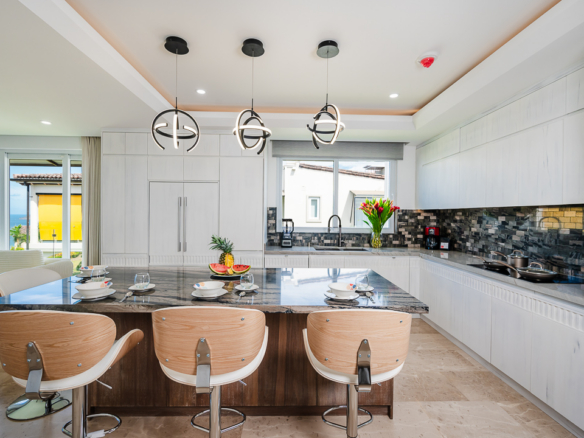 La Vista B6: A Fully Customized Ocean-View Condo in Tamarindo