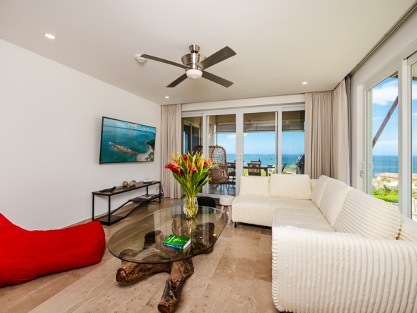 La Vista B6: A Fully Customized Ocean-View Condo in Tamarindo