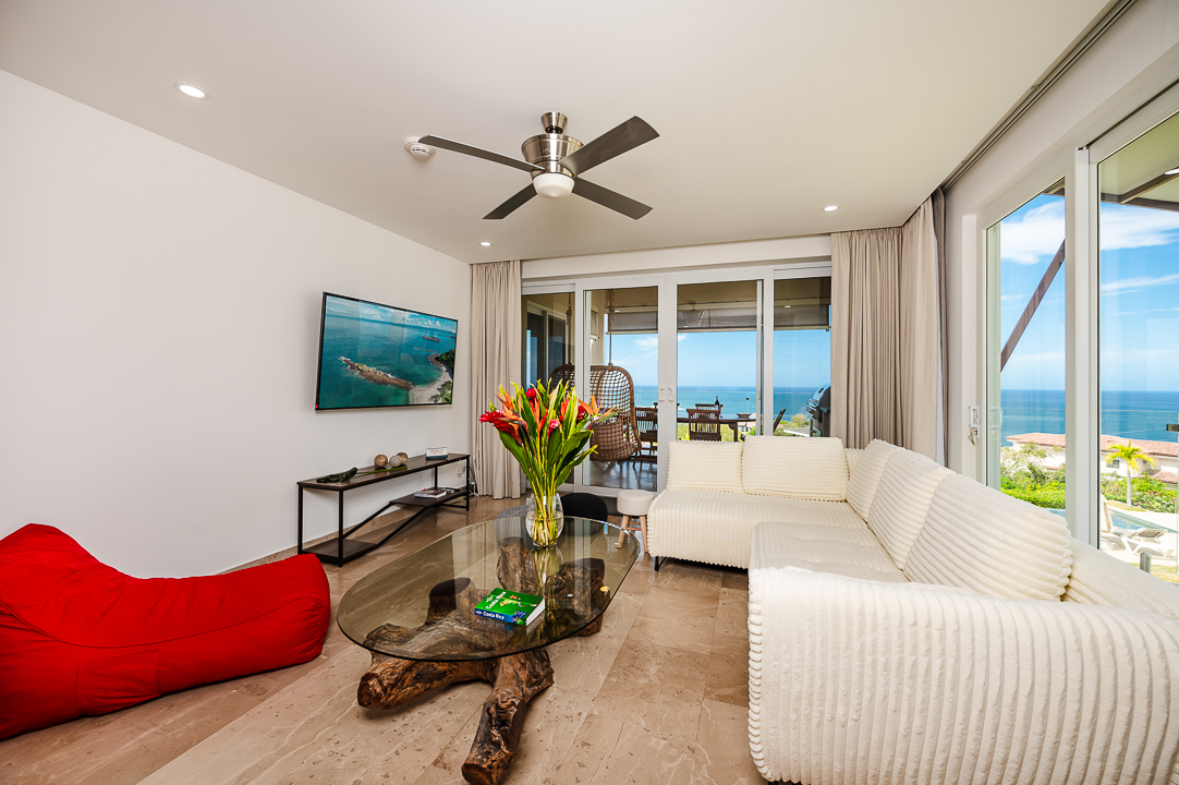 Custom La Vista B6 condominium with ocean views in Tamarindo (32) La Vista B6: A Fully Customized Ocean-View Condo in Tamarindo