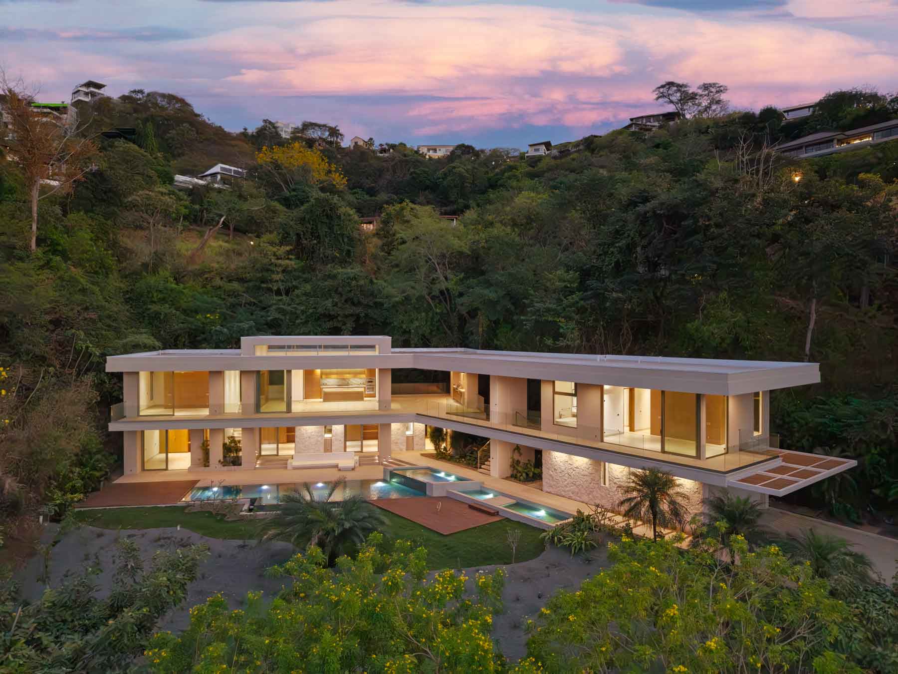 El-Tesoro-24-1 Casa de Los Sueños luxury ocean view home for sale in Tamarindo Costa Rica