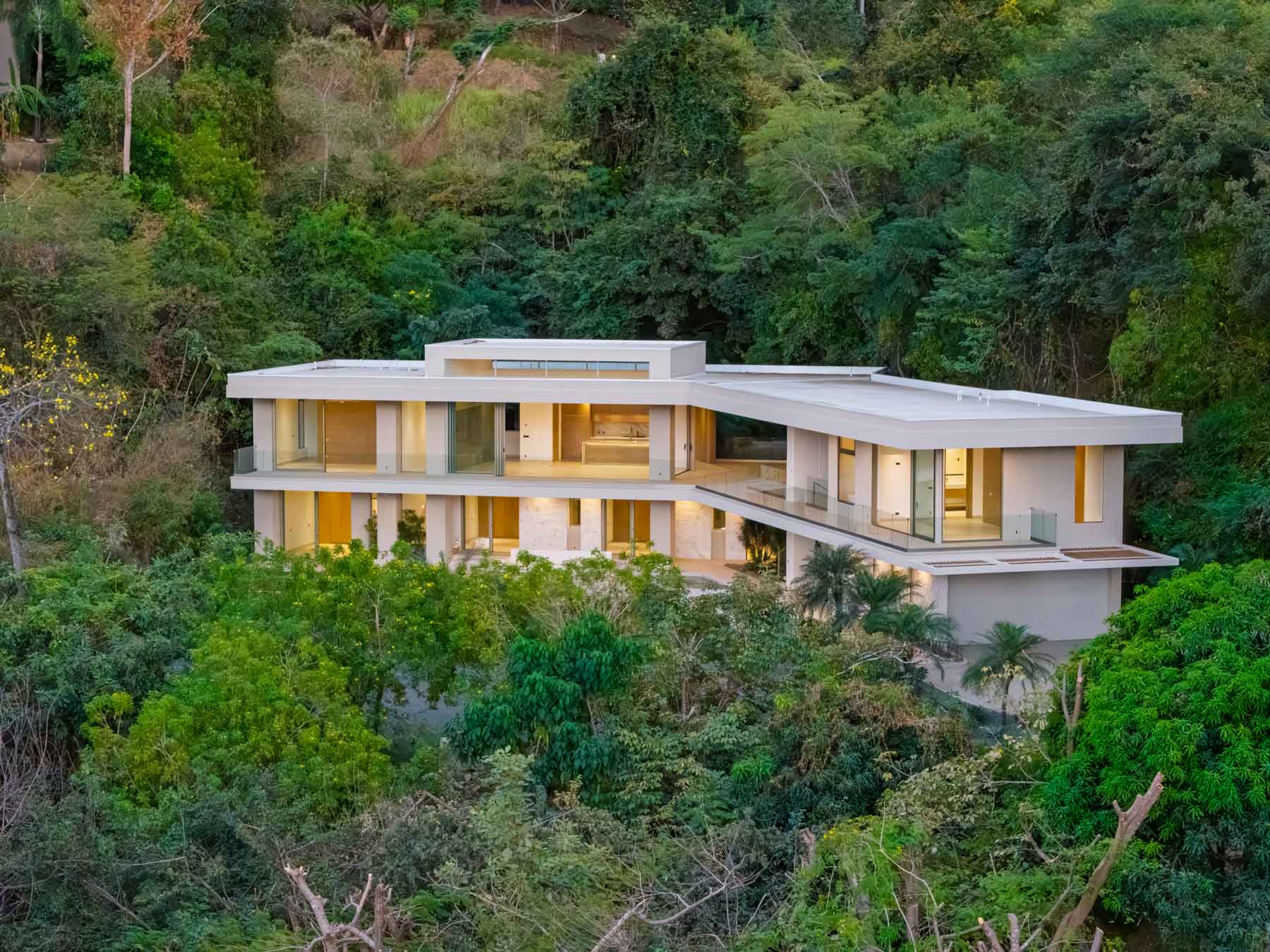El-Tesoro-24-2 Casa de Los Sueños luxury ocean view home for sale in Tamarindo Costa Rica