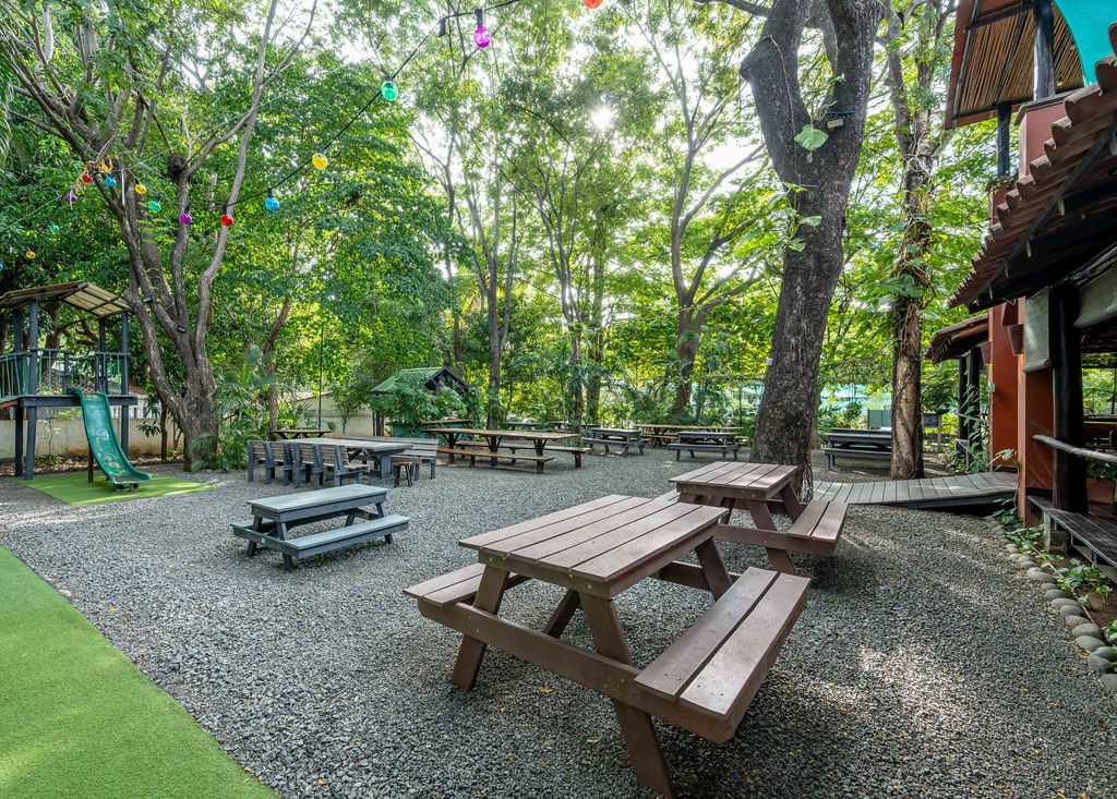 Iconic Commercial Property for Sale in Tamarindo: Pizzería La Baula