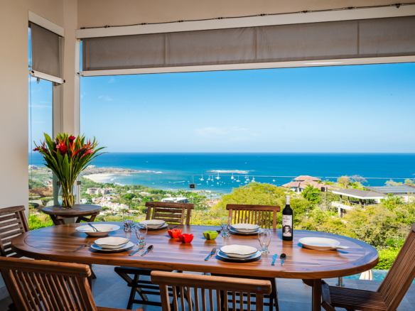 La Vista B6: A Fully Customized Ocean-View Condo in Tamarindo