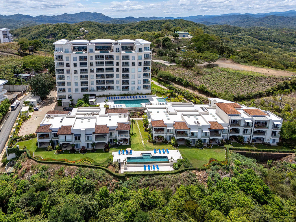 La Vista Tamarindo La Vista B6: A Fully Customized Ocean-View Condo in Tamarindo