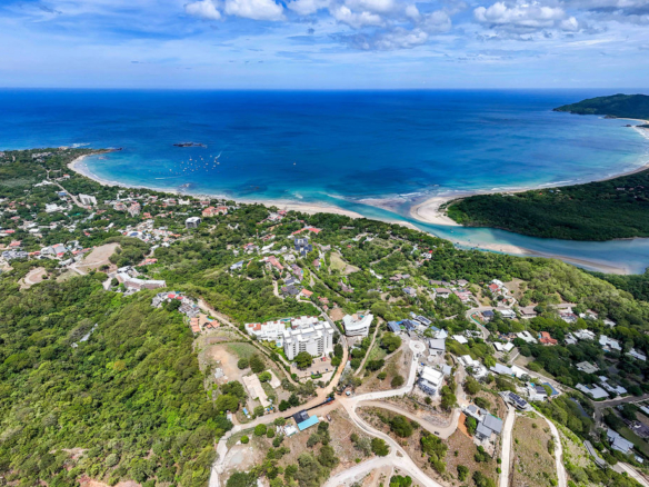 La Vista B6: A Fully Customized Ocean-View Condo in Tamarindo