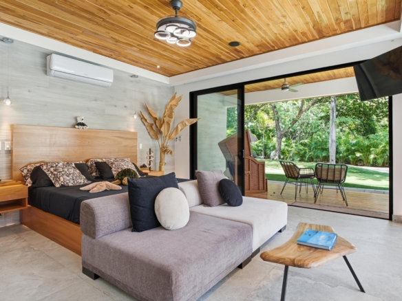 Casa La Ola Perfecta | Hacienda Pinilla Luxury Home