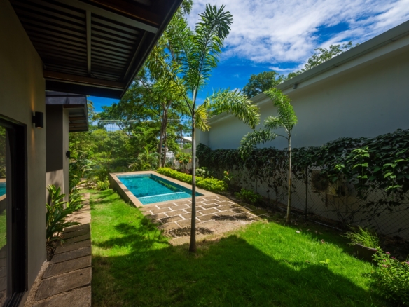Casa Chaperno Tamarindo Park | 3-Bedroom Home